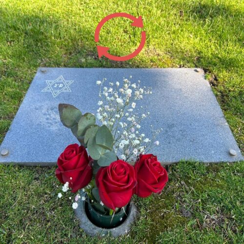 rosas - servicio recurrente 2 Periodic Flower Placement on the Grave